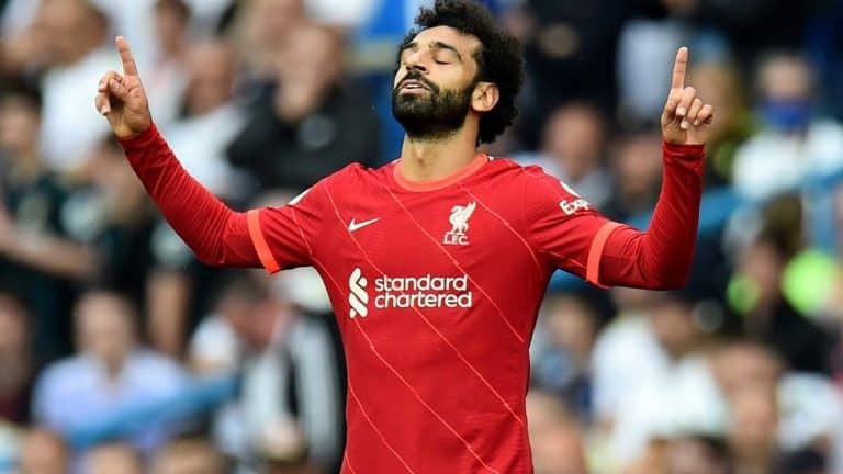 محمد صلاح يقترب من تجديد عقده مع ليفربول لمدة عامين